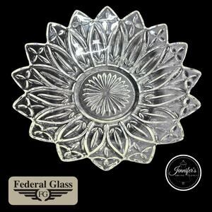 Federal Glass Co Vintage 1960's "Petal" Round Dish/Bowl